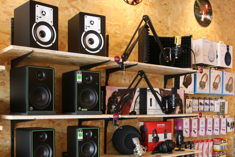 HOME STUDIO