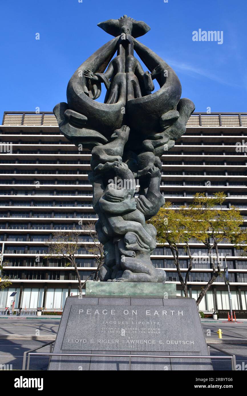 STATUETTE PEACE